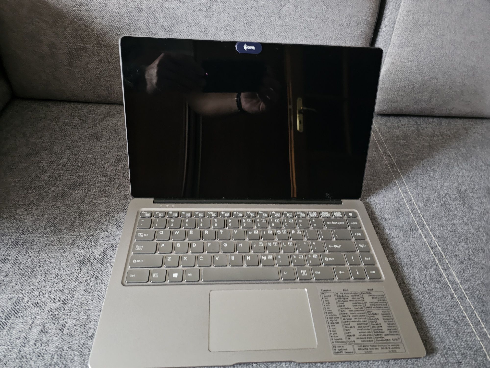 Laptop Chuwi Intel/8/128/14"FHD/W10