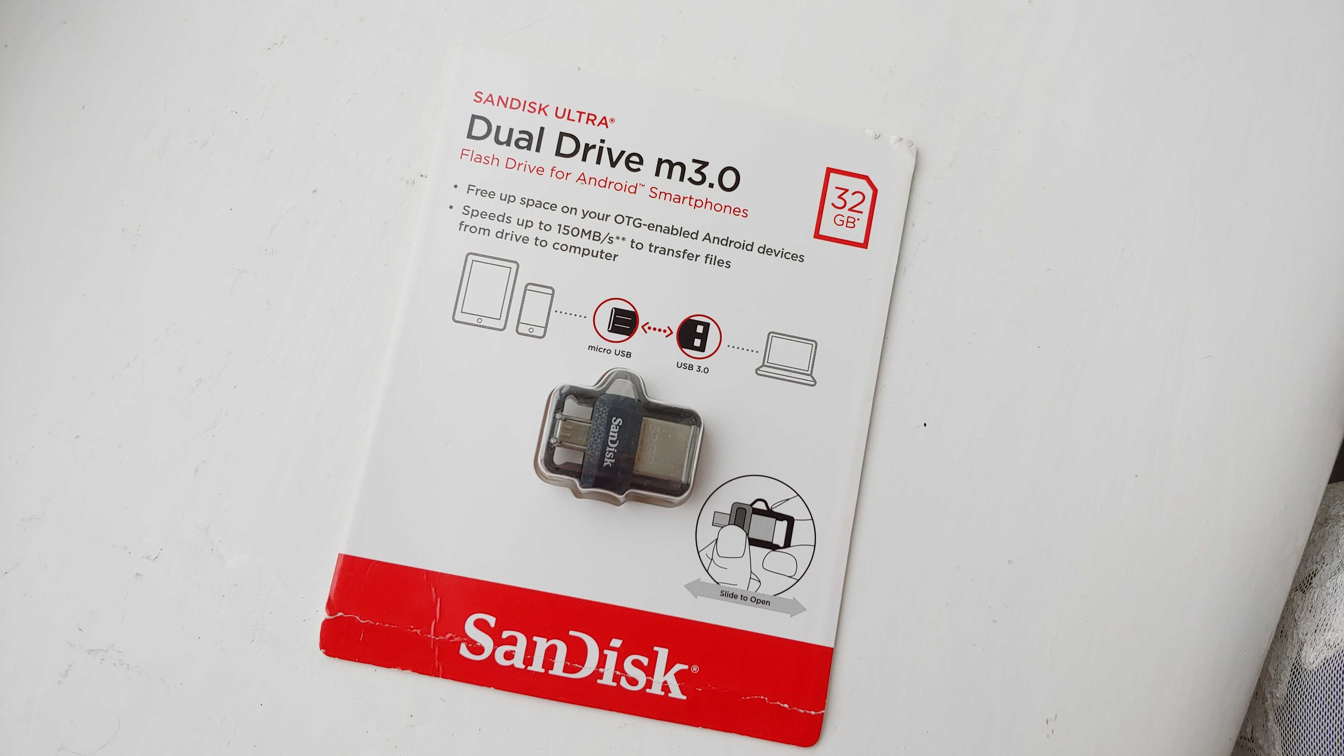 Новый USB флеш-накопитель Sandisk Ultra Dual Drive