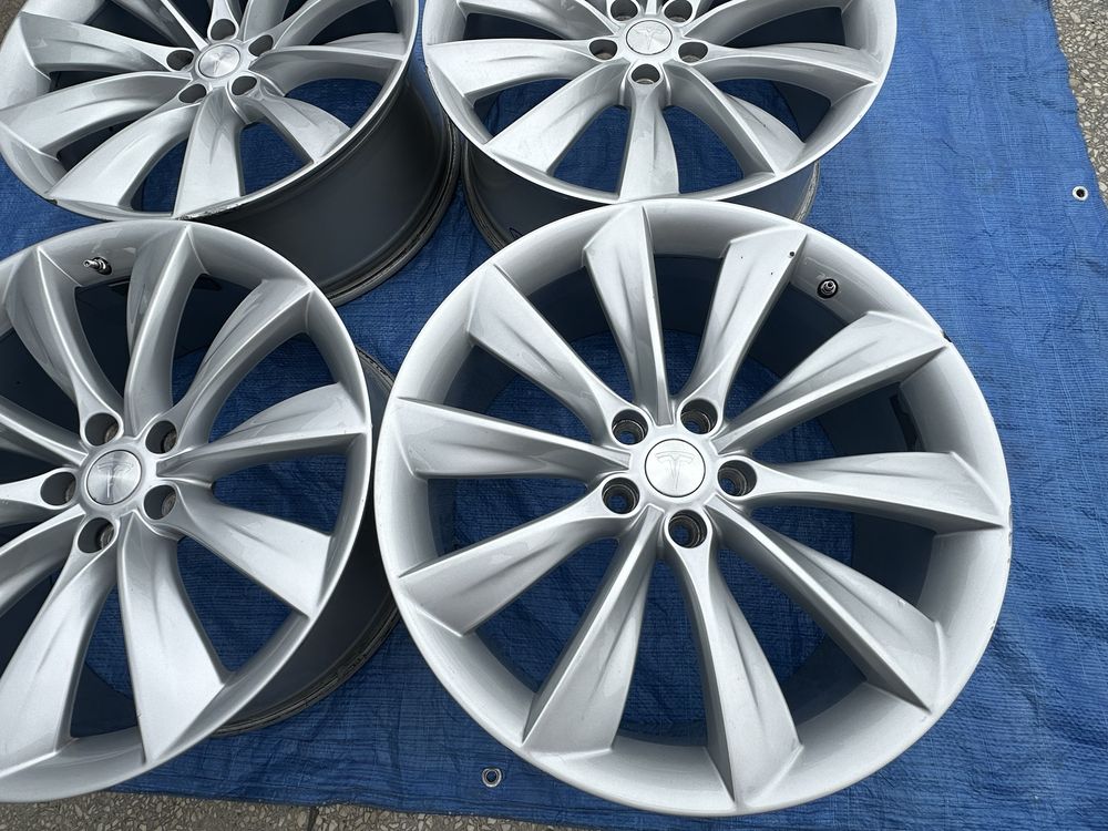 Felgi aluminiowe Tesla S 21 5x120 oryginalne