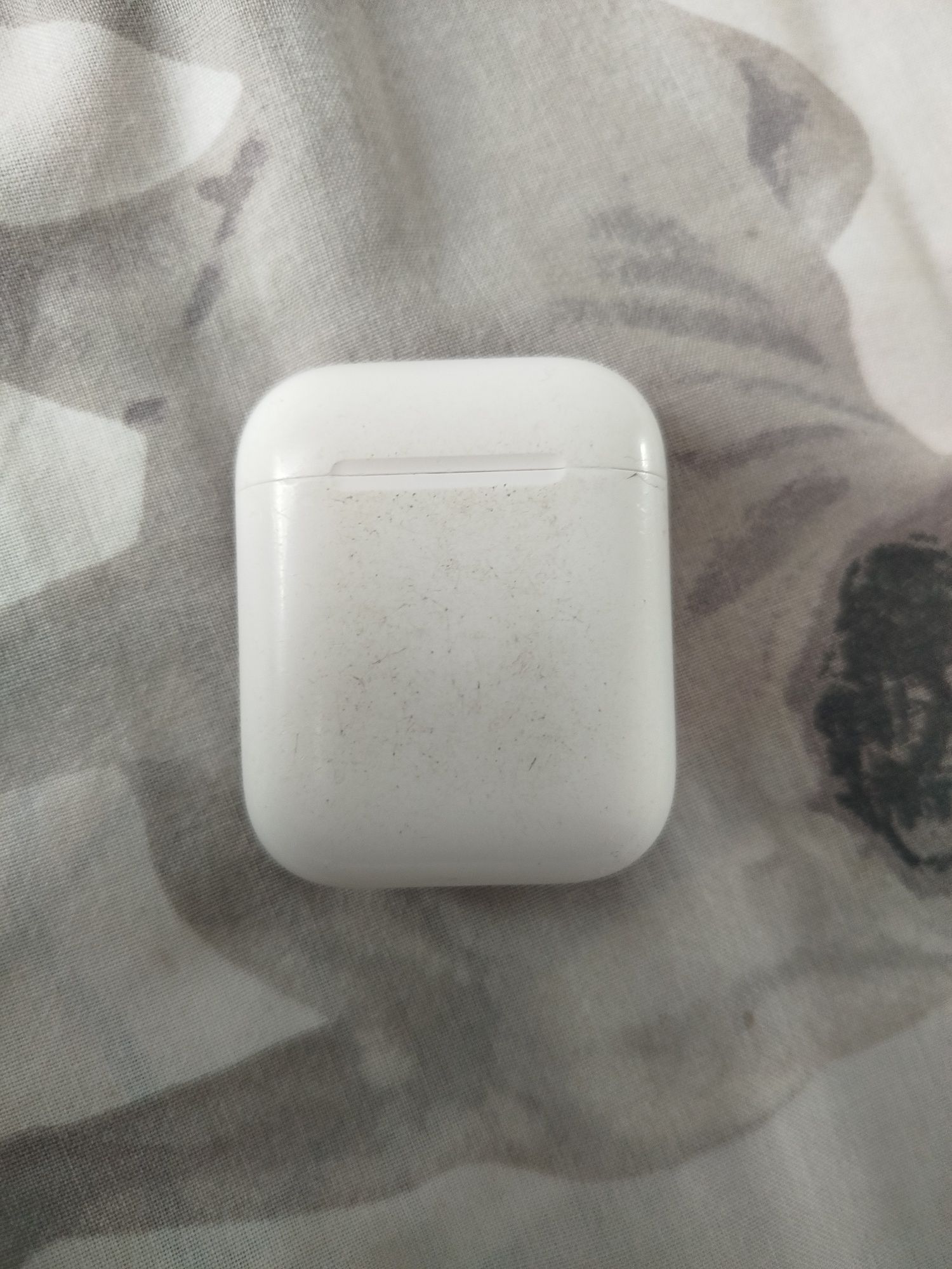Навушники airpods оригінал але не працює в описі ціну пропонуйте