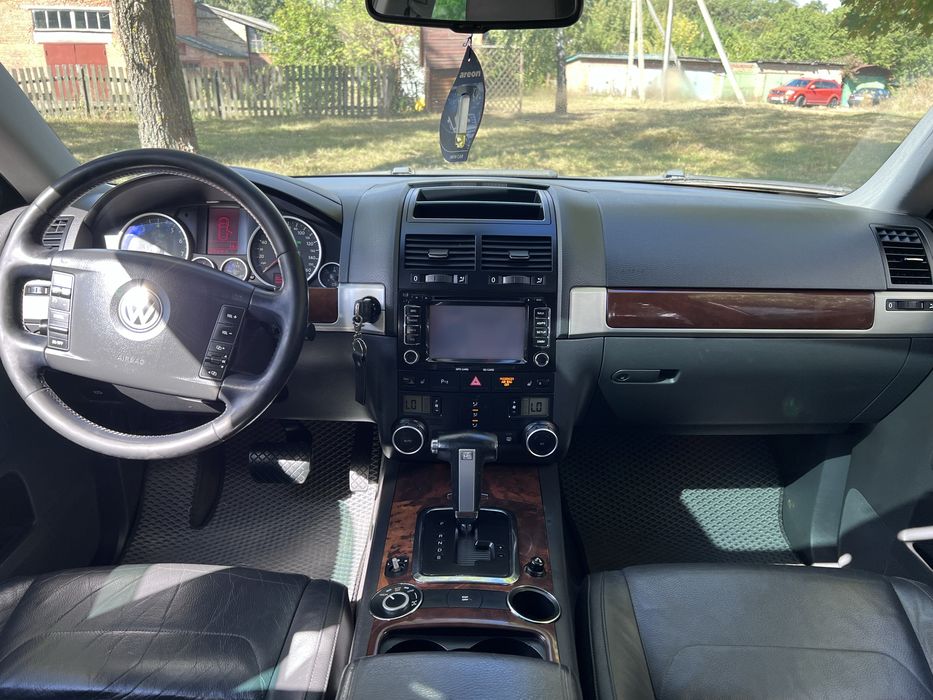 Продам фольцваген таурек рестайлінг 2008