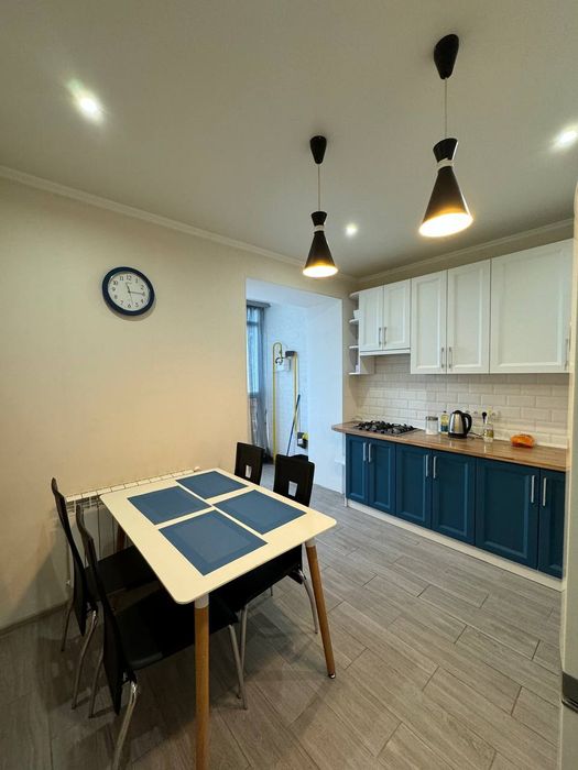 2 кімн кв Університетська 2ф ЖК Карат р-н Центрального парку