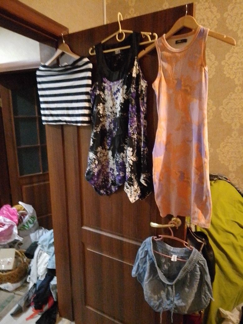 Продам плаття для дівчаток