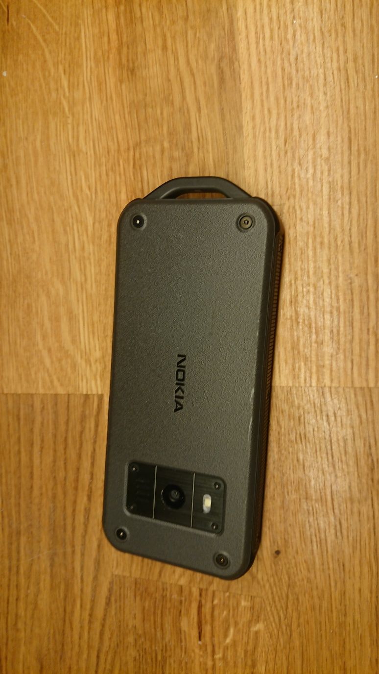 Nokia 800 tough dual sim czarny