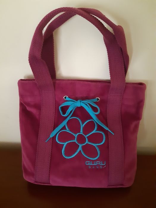 Bolsa em tecido nova