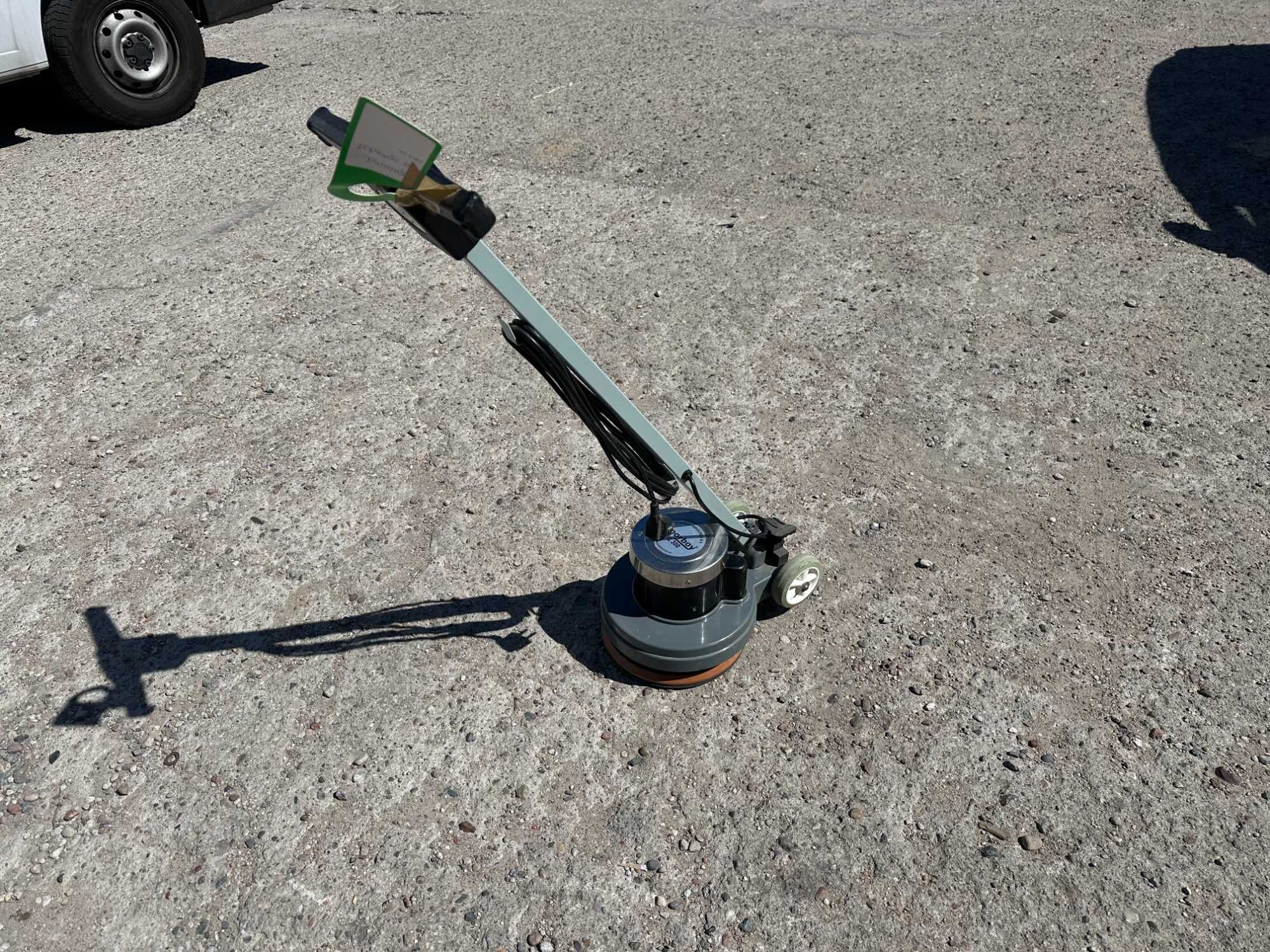 Szorowarka jednotarczowa Floorboy XL 300