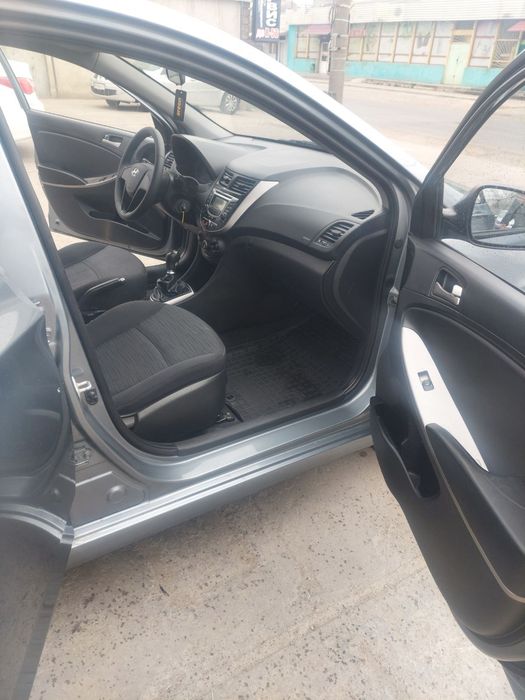 Продам хюндай акцент 19 года ,1.4 газ/бензин,механика. Кредитование.