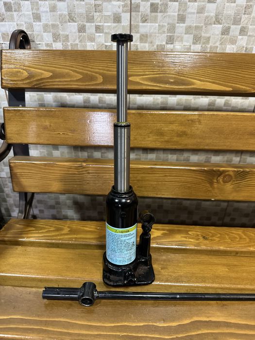 Домкрат кіа соренто