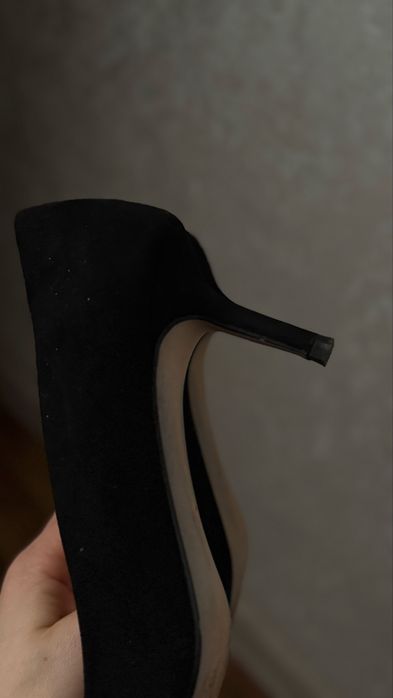 Классические туфли h&m на каблуке