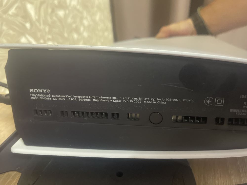 PS 5 продам приставку