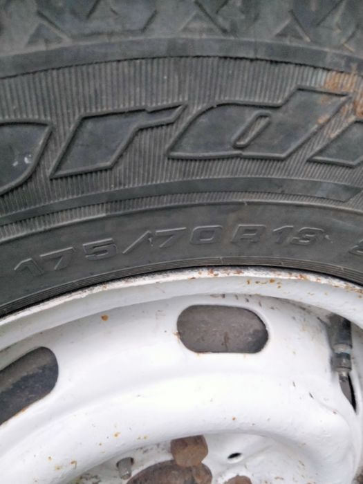 Колеса в зборі ваз(скати,шини,диски)