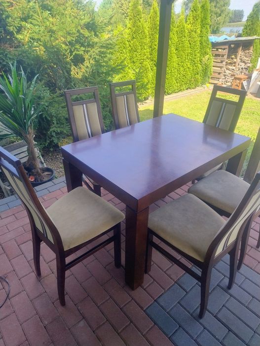 Stół i 6 krzeseł
