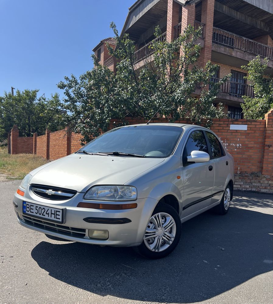 Chevrolet Aveo T200