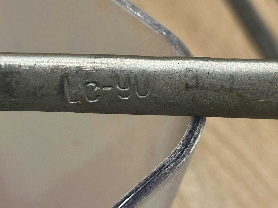 Cyna LC90 w laskach