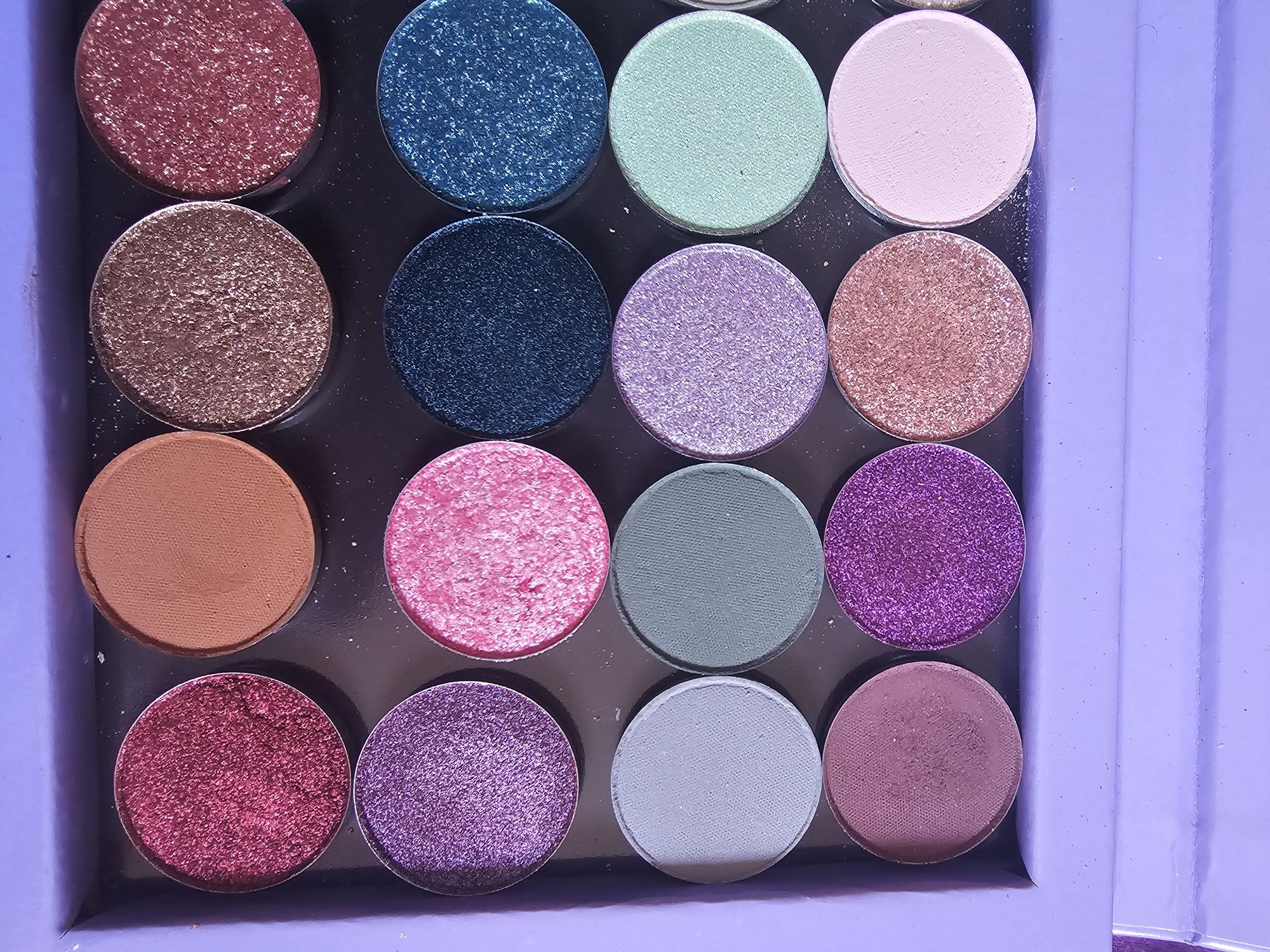 Glam shop paleta 24 cieni pojedyńczych z kalendarza adwentowego 2024