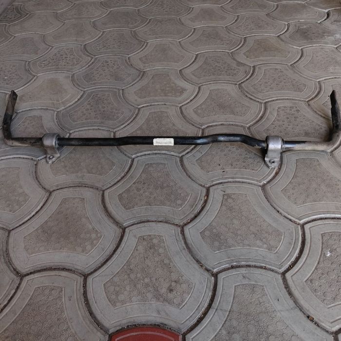 Стабилизатор передний шкода а 5