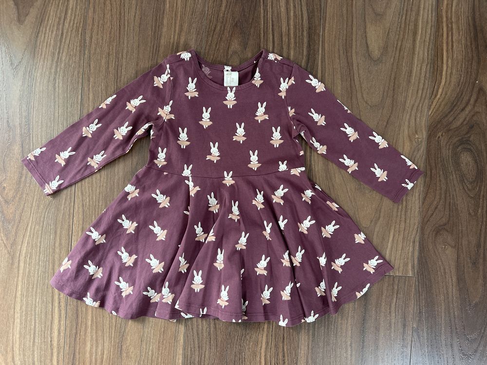 Fioletowa sukienka w króliczki H&M 86