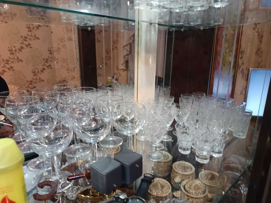 посуда кухонная ежедневная праздничная на выбор