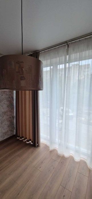 Продам квартиру у  ЖК "Вертикаль" з частковим ремонтом