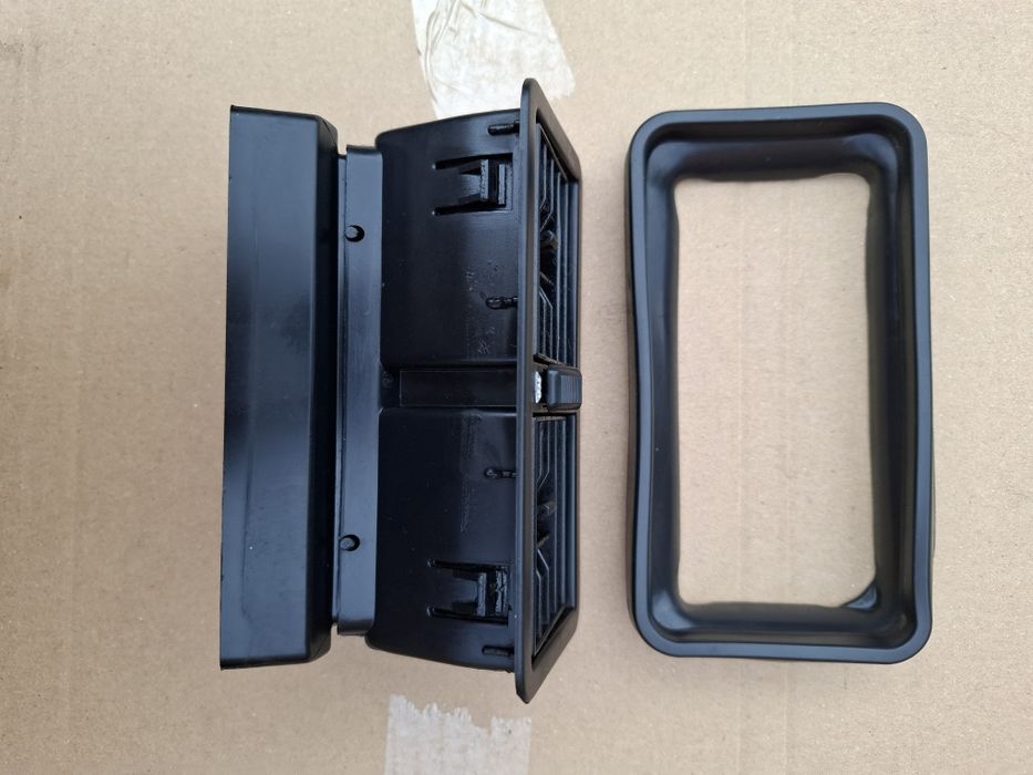 Kratka nawiewu powietrza kratki Fiat 126p Maluch