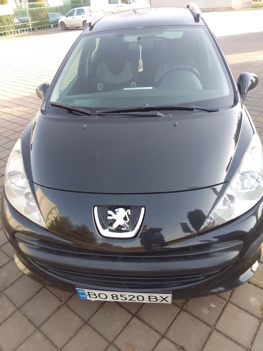 Продам пежо 207.  1.6тді