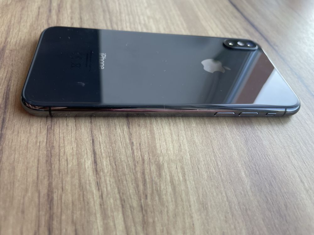 Iphone XS айфон XS 64 гб неверлок