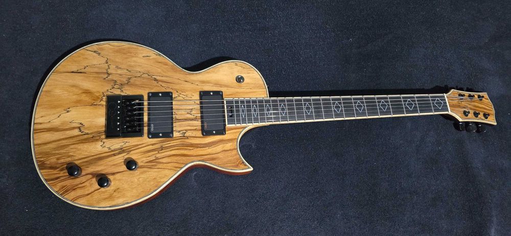 Gitara lutnicza typu Les Paul neck-thru