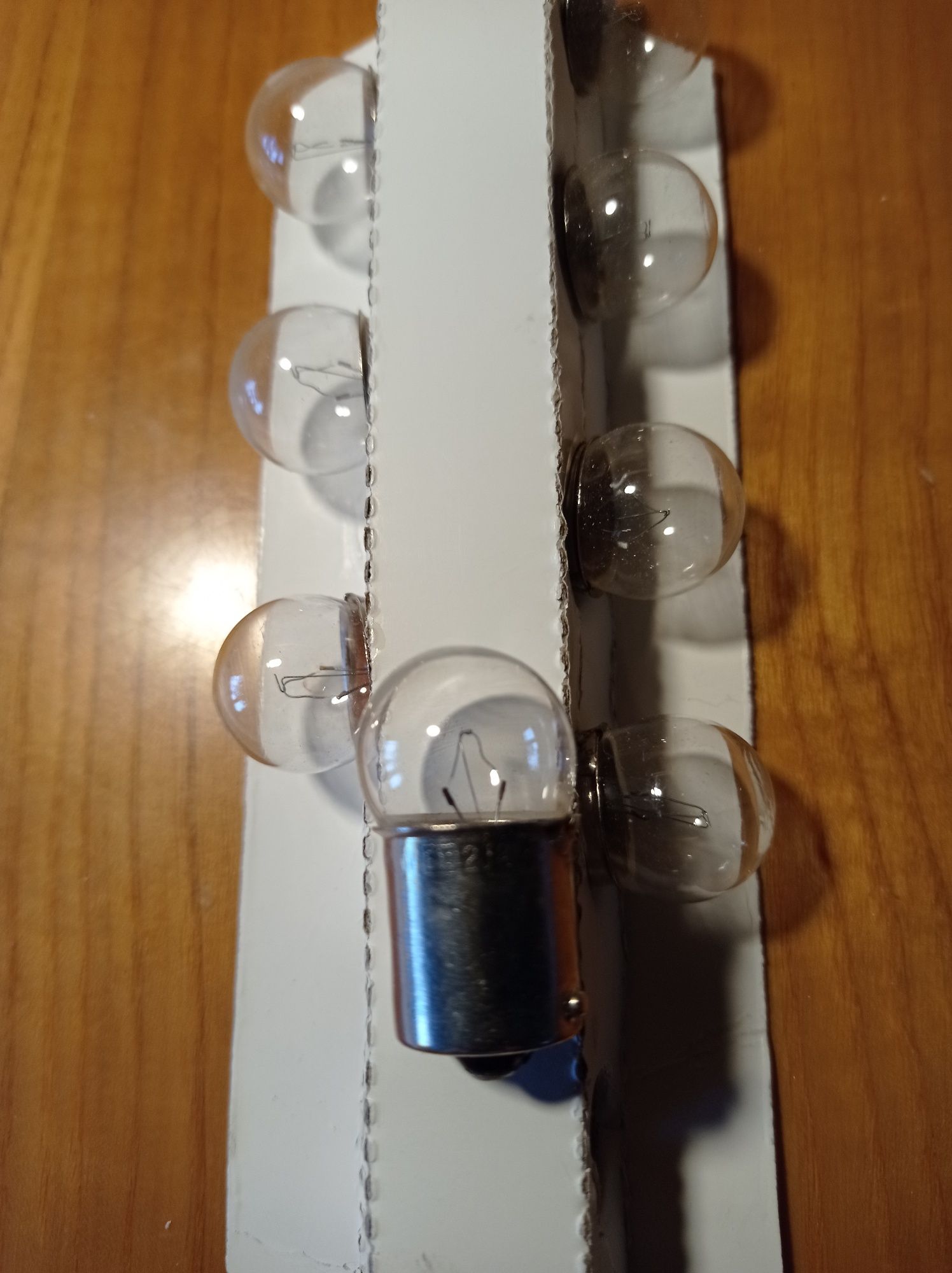 Żarówka 24V/5W Ba15s