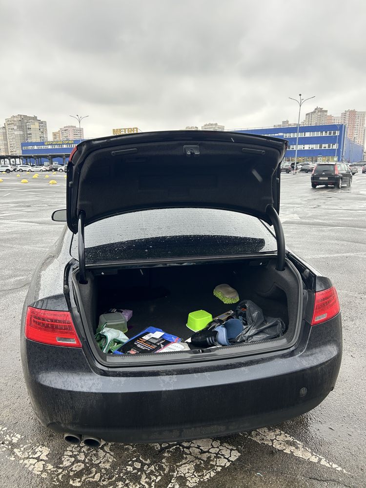 Продається Audi A5 2012 року випуску в комплектації premium plus.