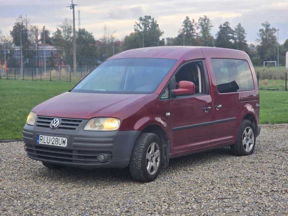 Vw Caddy 2004 rok