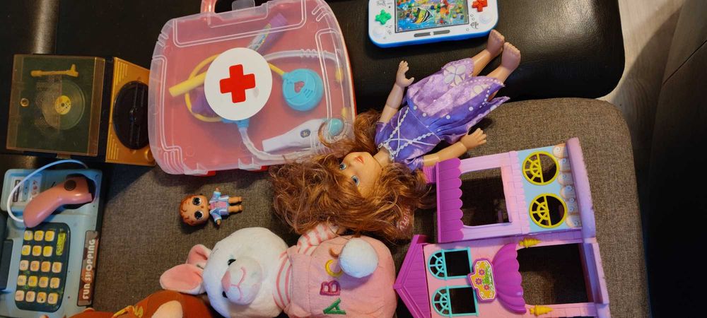 Ogromny zestaw zabawek, lalki, klocki, kuchnia, auto, ciastolina