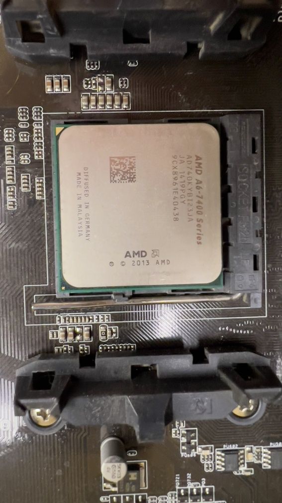 Материнская плата Asus A88X-PLUS (sFM2+, AMD A88X, PCI-E 3.0x16)