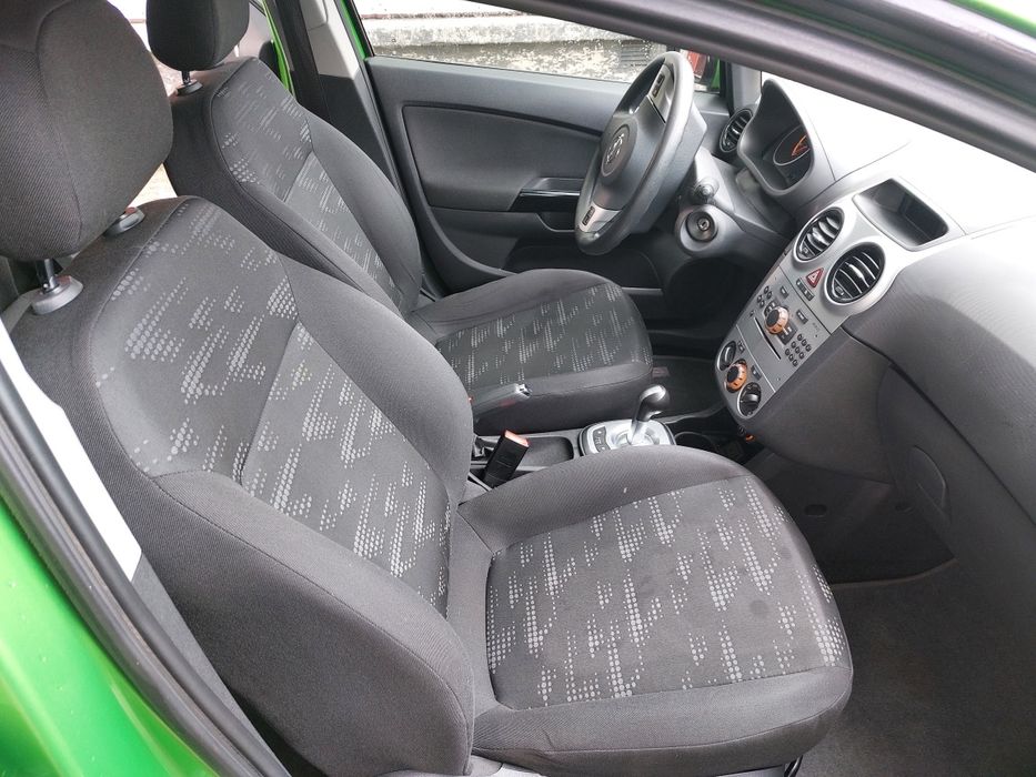 Opel Corsa 2012. 1.2 газ/бензин