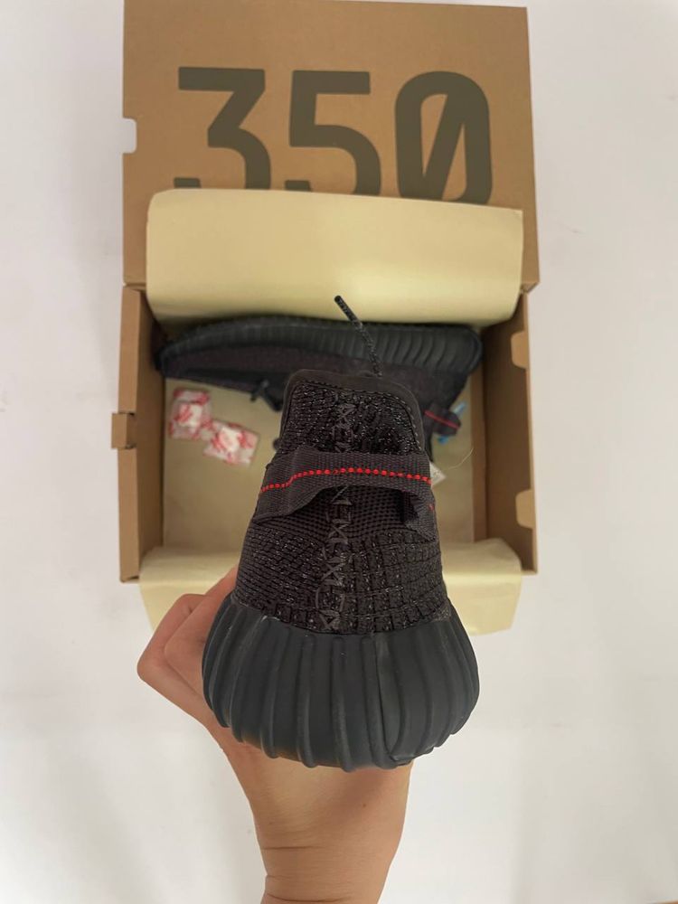 Yeezy boost 350 V2 (оригінал)