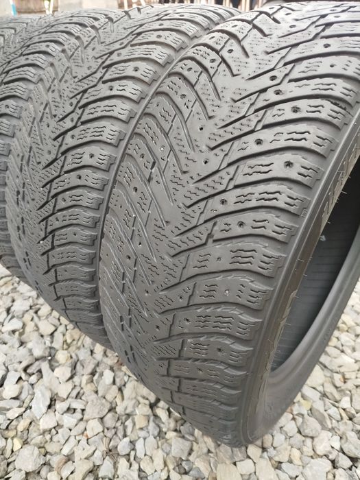Шини 215/55 R17 98T XL NOKIAN Hakkapelitta зима