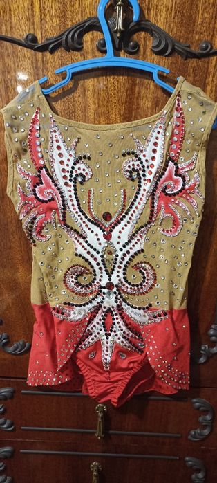 Купальники для художньої гімнастики