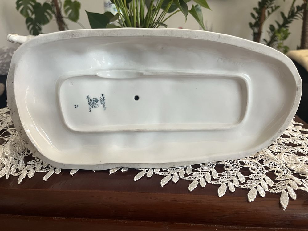 Konie z porcelany