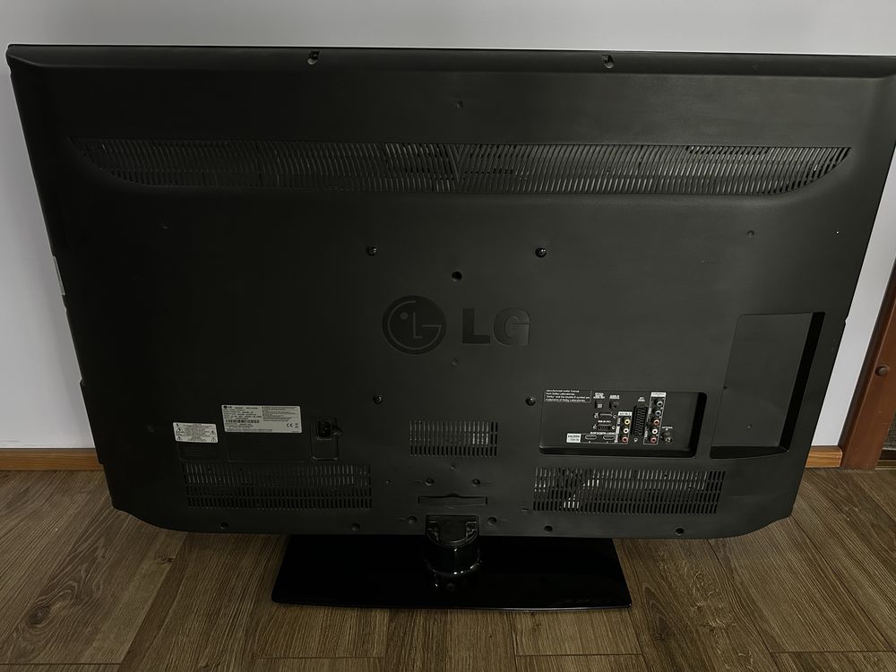 Telewizor LG 42 cale Full HD HDMI