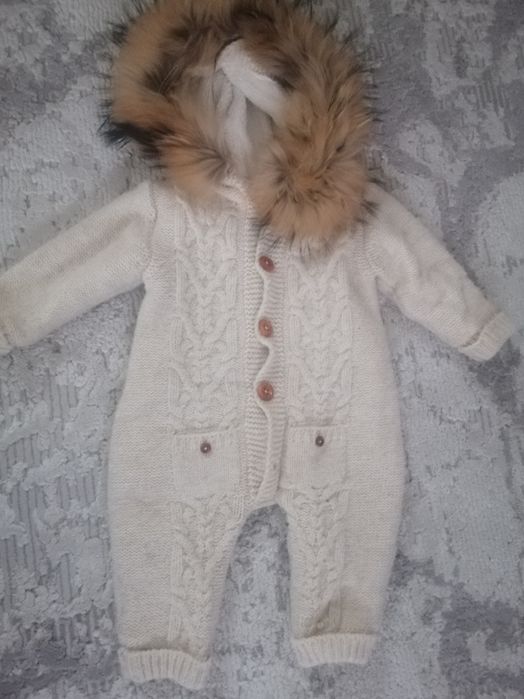 Зимовий в'язаний комбінезон для малюка