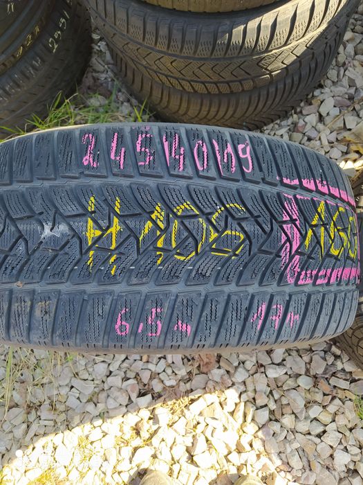 H106 245/40/19 98 v 1 sztuka Dunlop Winter Sport 5