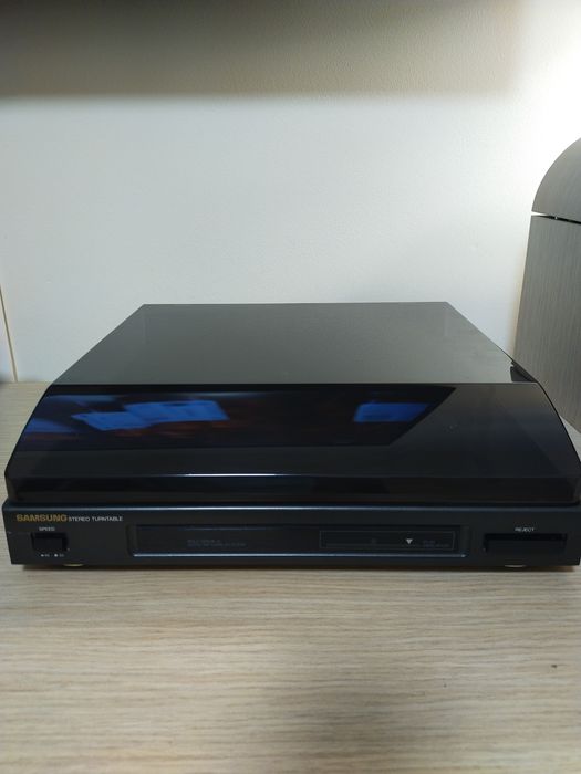 Gramofon SAMSUNG 8900S