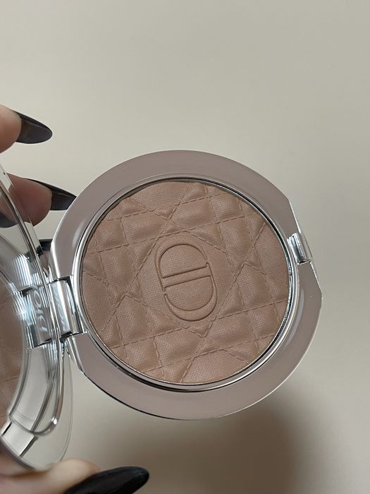 DIOR Forever Nude Bronzer Пудра для обличчя