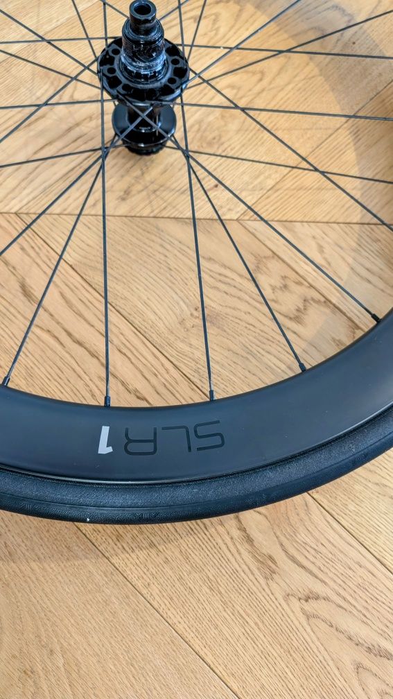 Koła Giant SLR 1, 50 mm Disc, karbonowe XDR Sram