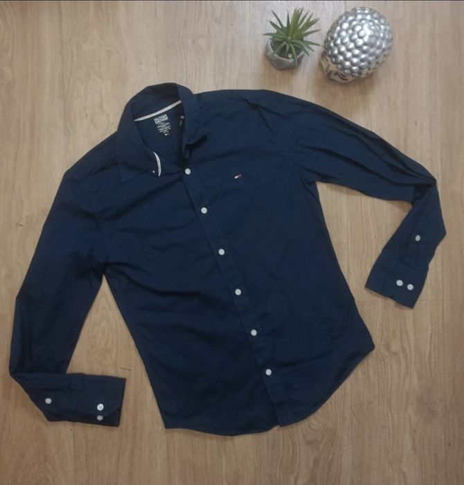 Koszula granatowa Tommy Hilfilger rozm. M / uciągliwa.