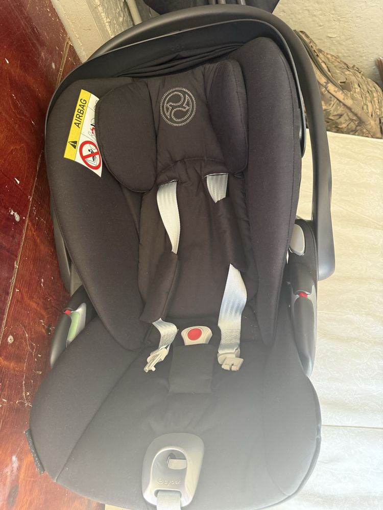 Автокрісло Cybex Cloud T i-Size Sepia Black сайбекс