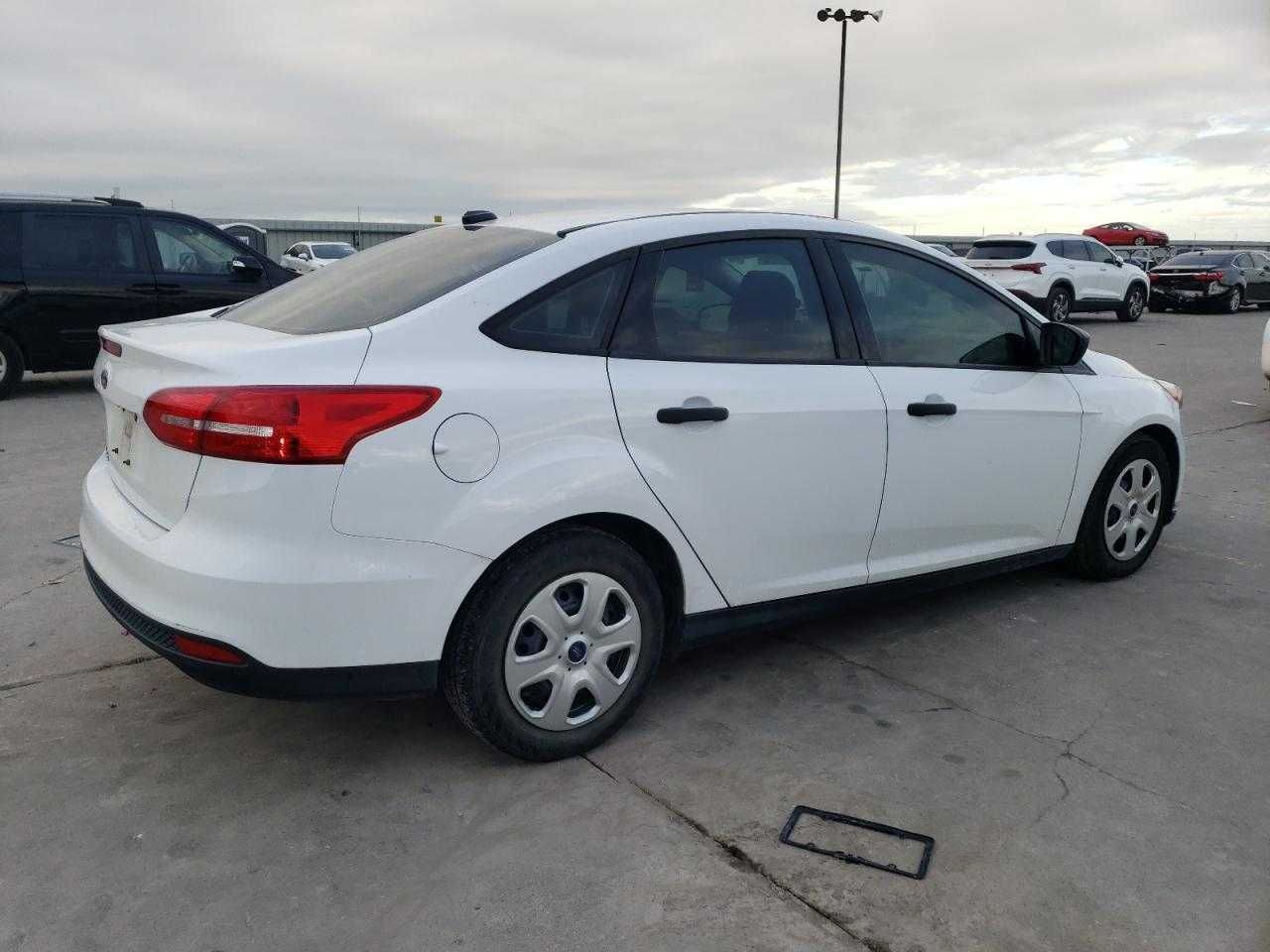 Ford Focus S 2018