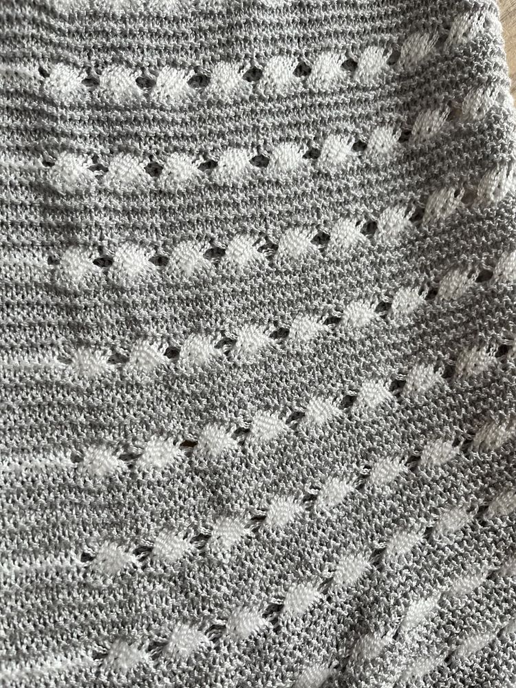 Długi cienki sweter rozmiar S