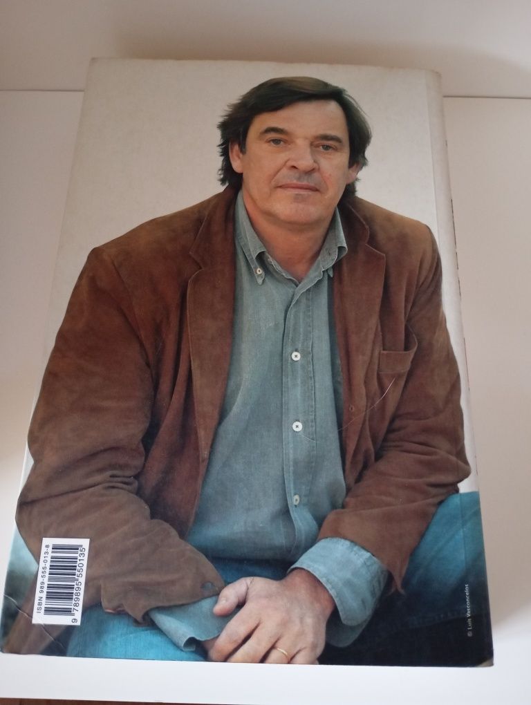 Equador, Miguel Sousa Tavares