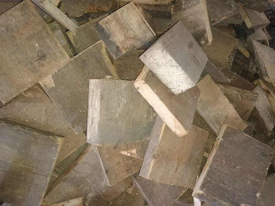 Drewno opałowe do Pieca Piecyka Kozy,Suche, gotowe do palenia Transpor