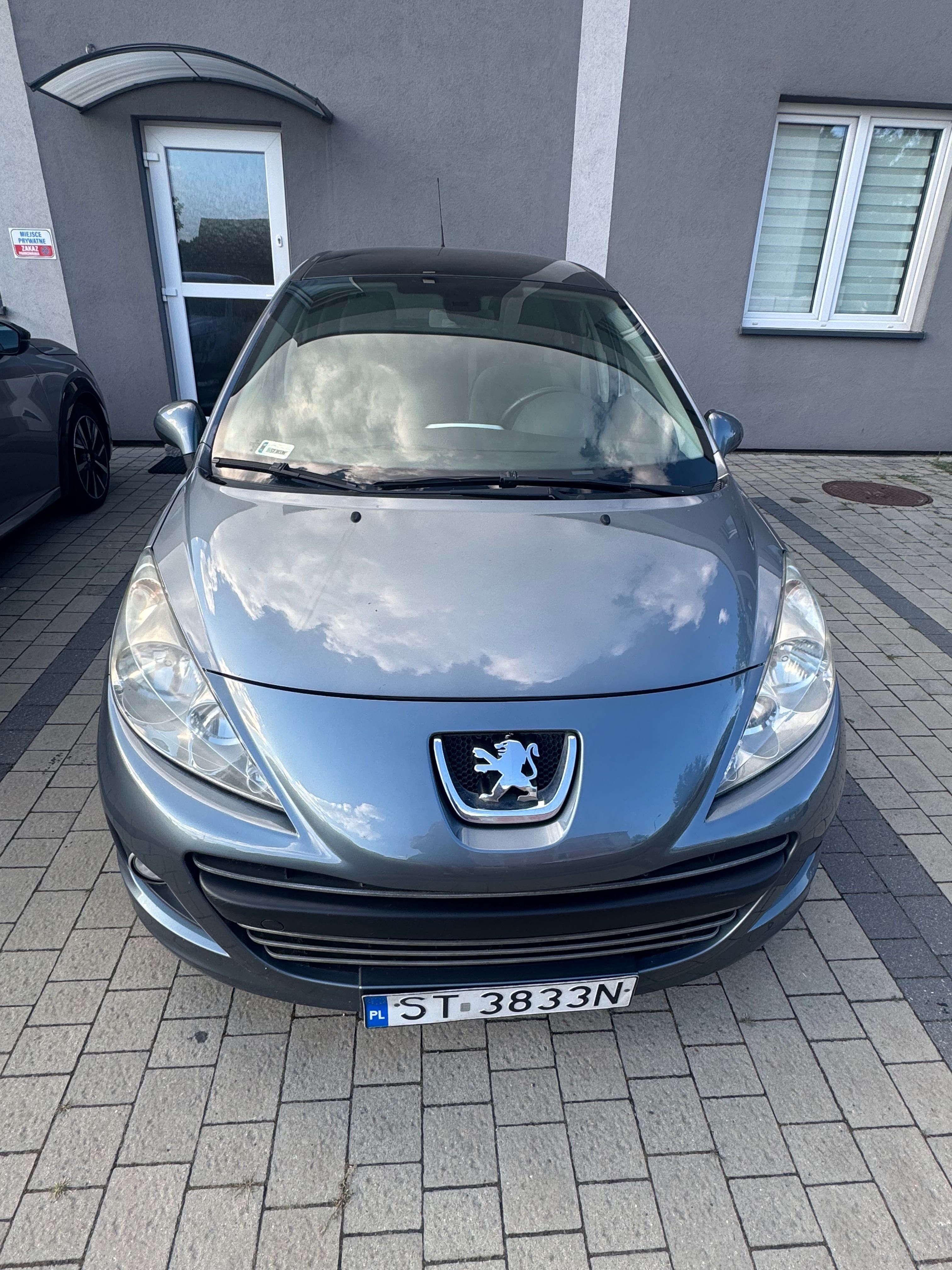 Peugeot 207 panorama 2011r